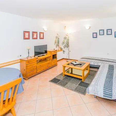Affordable Bruno In Pula-good Location Apartment